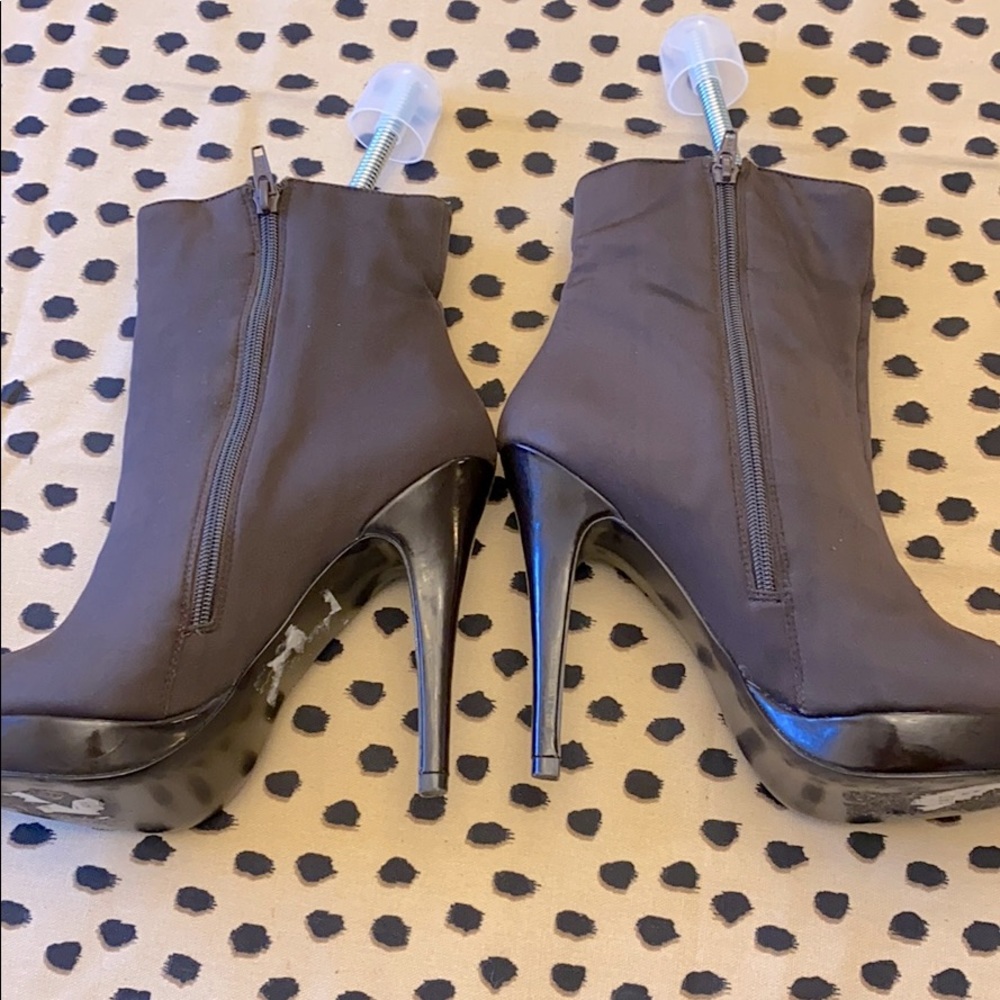 CHARLES DAVID Dark Brown Satin Zip up Booties S7.5